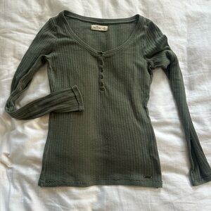 Hollister Green Ribbed Henley Long Sleeve Tee - Size XS